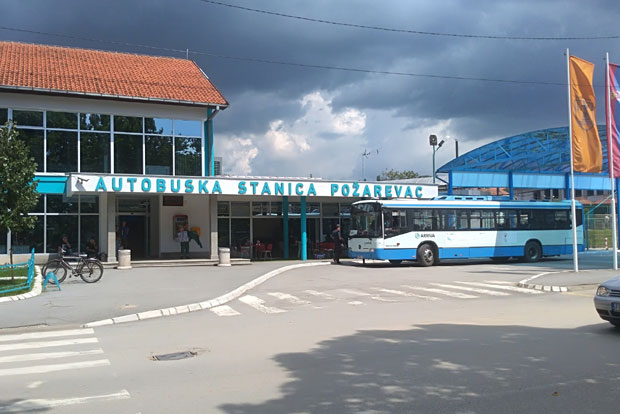 Пожаревац: Тендер кочи превоз ђака